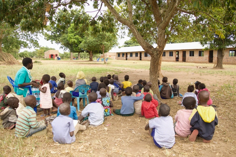 202406africa_uganda_omoro_PavewayPrimaryschool